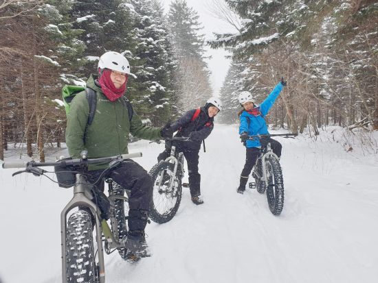 苫小牧 七条大滝ファットバイクツアー 太いタイヤでどんな道もへっちゃら！神秘的な七条大滝を目指して＜現地集合／支笏湖＞by オーシャンデイズ