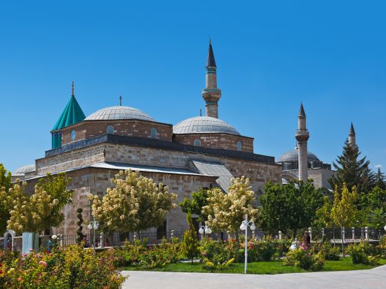 世界遺産パムッカレ＋カッパドキア 2泊3日ツアー　洞窟ホテル泊　気球付きプランあり＜貸切／日本語ガイド／国内航空券込／イスタンブール発＞