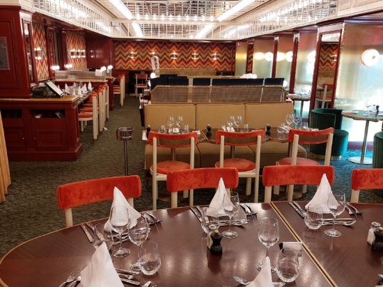 グラン・カフェ・カプシーヌ(Le Grand Cafe Capucines)　食事券＆事前予約サービス　カジュアルモダンなカフェレストラン＜オペラ座エリア＞