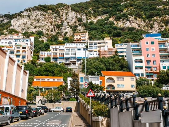 ジブラルタル 1日観光ツアー　地中海の要塞へ ＜コスタ・デル・ソル発＞