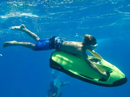 マウナルア湾パラダイスサンドバー　シュノーケリングクルーズ　静かな遠浅ビーチでSUPや水中スクーター、ウミガメウオッチを満喫！＜午前・午後／英語クルー＞