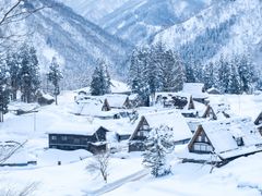 pixta_83865207_M