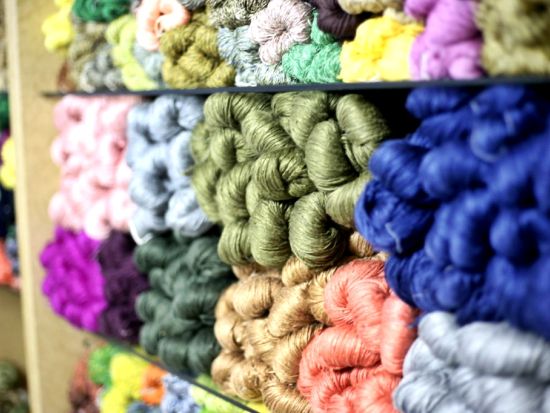 新潟県十日町機織り体験ツアー「着物の街」十日町で機織り体験＜8時間＞