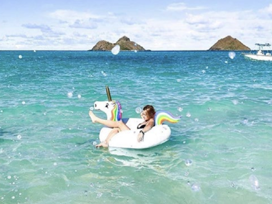 カイルアビーチ送迎シャトルサービス　嬉しい5時間滞在！ビーチグッズなど各種レンタル付き＜日本語スタッフ／ランチ付＞