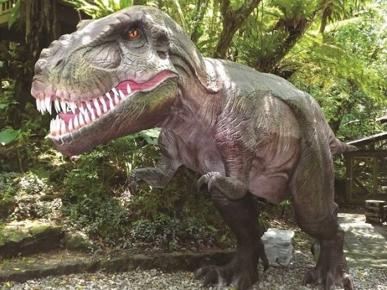 DINO恐竜PARKやんばる亜熱帯の森 お子様連れのご家族やカップルまで楽しめる人気スポット！＜購入後90日間引換OK／名護市＞