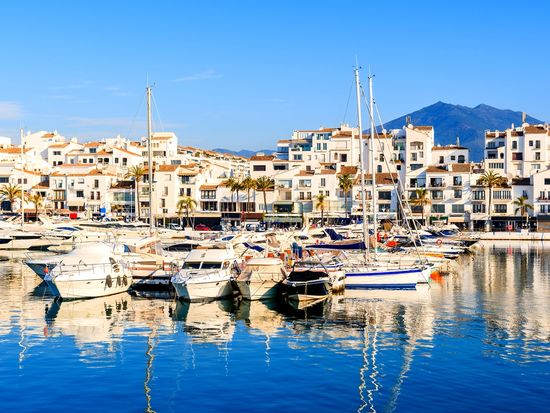Spain_Puerto Banus_shutterstock_1096612082