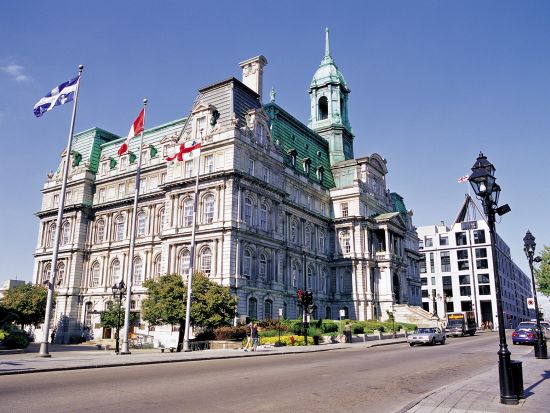 モントリオール市内 ウォーキングツアー　ノートルダム大聖堂に入場あり ＜日本語ガイド＞