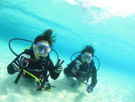 体験ダイビング 半日（1ダイブ）または1日（2ダイブ）ドライスーツレンタル無料 ＜ビーチエントリー／笠利町・龍郷町内送迎可＞ byダイビングショップネバーランド