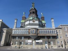 Montreal_Notre-Dame-de-Bonsecours_pixta_12676361_L