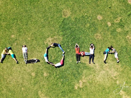 バン貸切チャーター　シニアにおすすめ！人気ガイドやYasuさん確約など選べるオリジナルツアー＜1～12名／6～12時間／日本語ガイド／空港送迎可＞