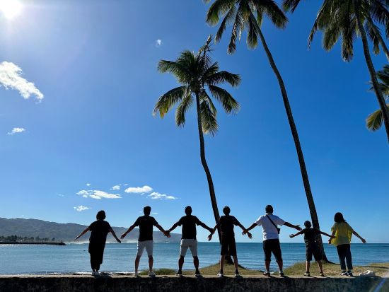 バン貸切チャーター　シニアにおすすめ！人気ガイドやYasuさん確約など選べるオリジナルツアー＜1～12名／6～12時間／日本語ガイド／空港送迎可＞