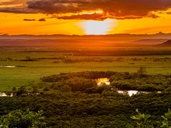 pixta_88518416_M