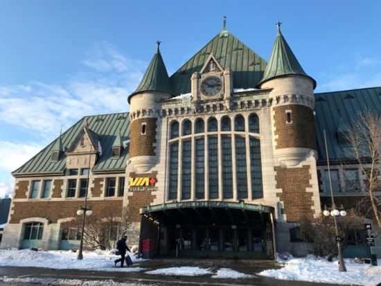 【駅送迎】ケベック・パレ駅（VIA）⇔ ケベック・ダウンタウン地区 ＜貸切／日本語ガイド＞