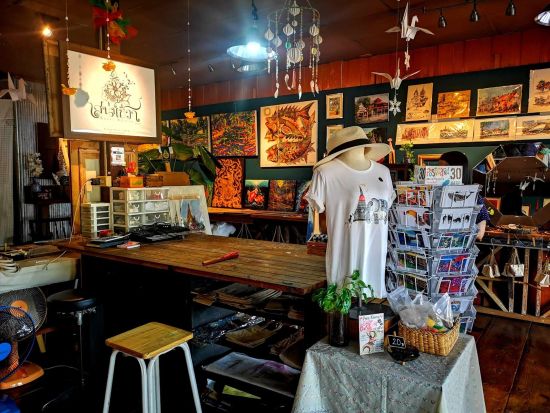 バンコクボートツアー　定番観光地と旬なスポットへ！運河に浮かぶアーティスト・ハウスに立ち寄り　マハナコーン入場券付きプランあり＜午後／夕食付プランあり／日本語＞