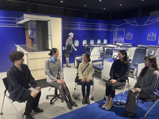 【学生限定】ANA Blue Base 見学ツアー 集まれ！ミライのCA！編　各回15名＜東京・大田区＞