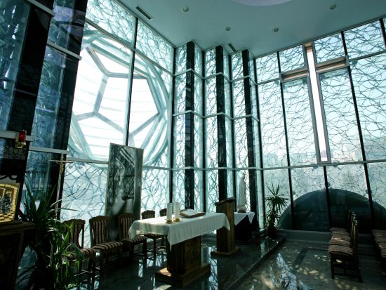 【プライベートツアー】マケドニア首都 スコピエ市内半日観光＜午前／車＋ガイド貸切／昼食付／スコピエ発＞