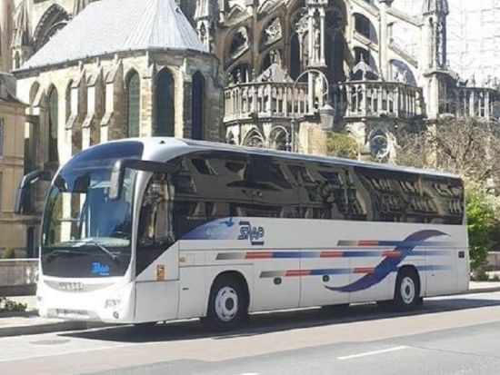 パリ⇔モンサンミッシェル間　シャトルバス