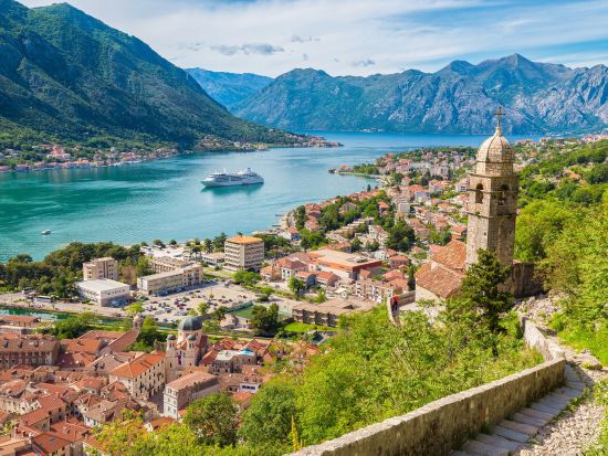 【プライベートツアー】アドリア海沿岸の町　コトルとブドヴァ1日観光＜車＋ガイド貸切／昼食付／ポドゴリツァ発＞