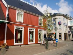 Reykjav-k