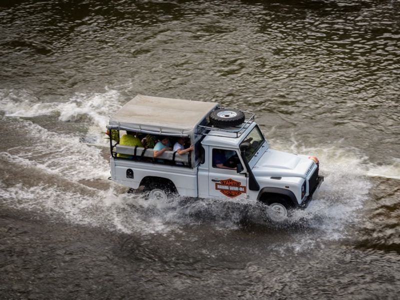 Tahiti_-_4WD_Tahiti_Safari