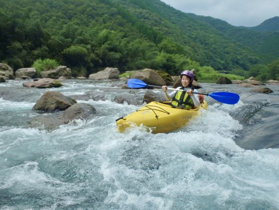 【4月～8月限定】カヌー体験　奇跡の清流・小川で楽しめる初心者向けツアー 愛犬連れOK＜2歳から参加可／昼食付き／延岡市＞ by 自然屋かわじん
