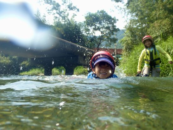 【4月～8月限定】カヌー体験　奇跡の清流・小川で楽しめる初心者向けツアー 愛犬連れOK＜2歳から参加可／昼食付き／延岡市＞ by 自然屋かわじん