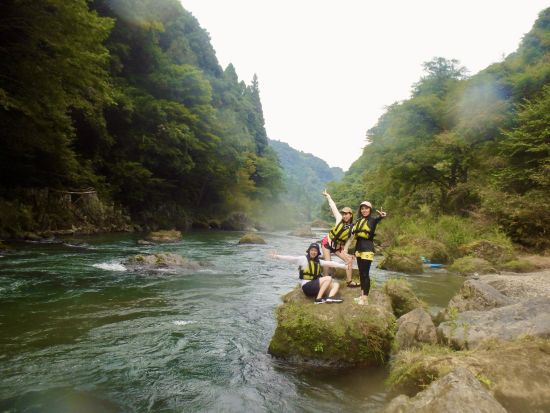 【4月末～10月中旬】SUP（スタンドアップパドル）体験　九州のグランドキャニオン蘇陽峡中山ダムで水上散歩 ＜午前・午後／山都町＞ by 自然屋かわじん