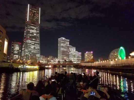 2026 横浜の桜名所！大岡川の夜桜とみなとみらい夜景クルーズ＜3～4月／約50分／ピア日本丸発＞