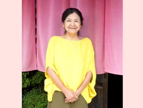 【1日1組限定】森の京都でアートセラピー体験「わたしに還る宿 古民家羅美」でありのままの自分に出会う 心理療法家のオーナーと過ごすアート時間＜綾部市／1泊2日＞