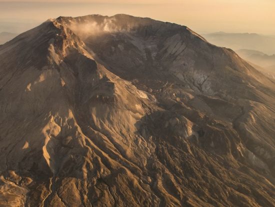 小型飛行機 遊覧飛行60分　セント・へレンズ山周辺をフライト＜5～10月／貸切または混載／英語パイロット＞by Envi Adventures