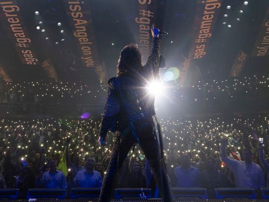 CAM_production image 5_horizontal