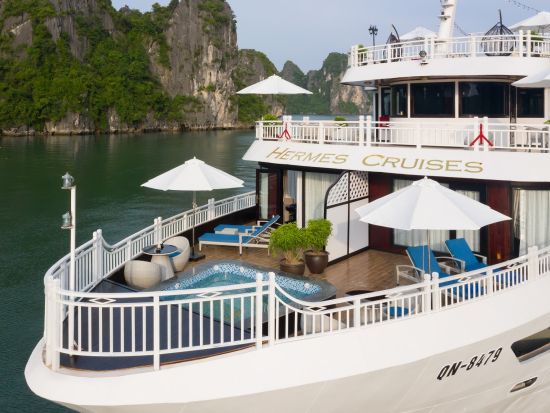 世界遺産ハロン湾1泊2日クルーズ「エルメス号」全室バルコニー付き！プライべート感を味わえる全18室のスモールラグジュアリークルーズ船 