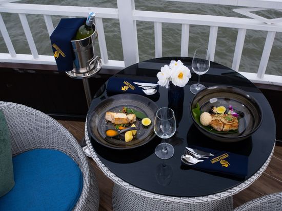 atu01879_52356610498_o