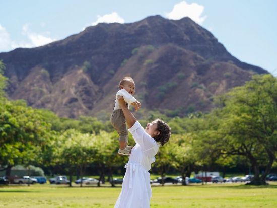 ハワイ　カジュアルフォト　昼間の青空と夕方のサンセット、2つのシチュエーションで撮影！選べる撮影スポット＜ワイキキ近郊＞