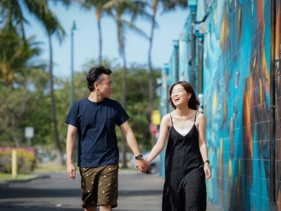 ハワイ　カジュアルフォトツアー　島内観光を楽しみながら、厳選スポットでプロカメラマンが撮影！＜午前・午後／2～5名／貸切チャーター＞