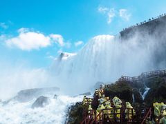 USA_New York_Niagra Falls_Cave of the Winds_shutterstock_1626133027