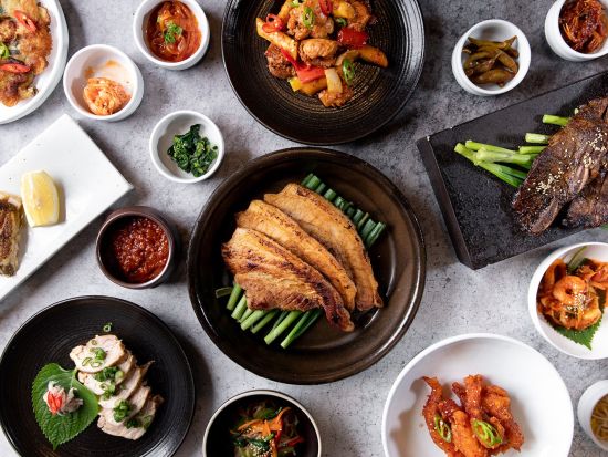 テイスト ビュッフェレストラン 食事券＆事前予約サービス　バラエティーに富んだ各国の料理を楽しめる＜ウェスティンリゾート・グアム内＞