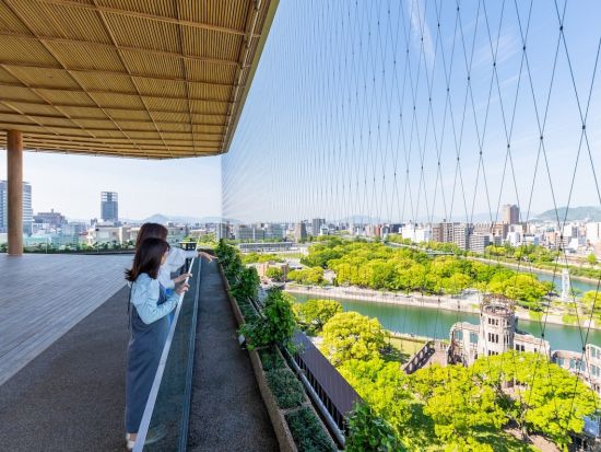 おりづるタワー入場券 世界遺産の原爆ドームに隣接する新しい観光名所を満喫！＜おりづる投入体験付／広島市＞