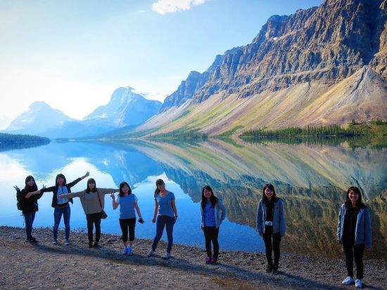 世界遺産カナディアンロッキー　往復空港送迎＋4大国立公園の絶景巡り2日間＜6～10月／日本語／1名催行可＞