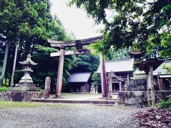 高蔵神社や真言宗の満福寺