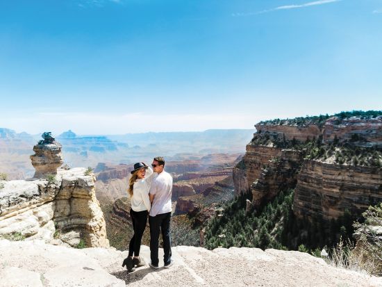 ハマーでめぐる　世界遺産グランドキャニオン国立公園ツアー ＜英語ガイド／グランドキャニオンまたはツヤサン発＞
