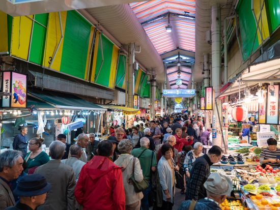 貸切観光タクシー ひがし茶屋街+兼六園 金沢の歴史散策の旅＜3時間／1～4名／金沢発着＞by 石川近鉄タクシー