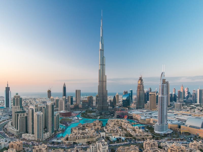 UAE_Dubai_Burj Khalifa_shutterstock_779374966