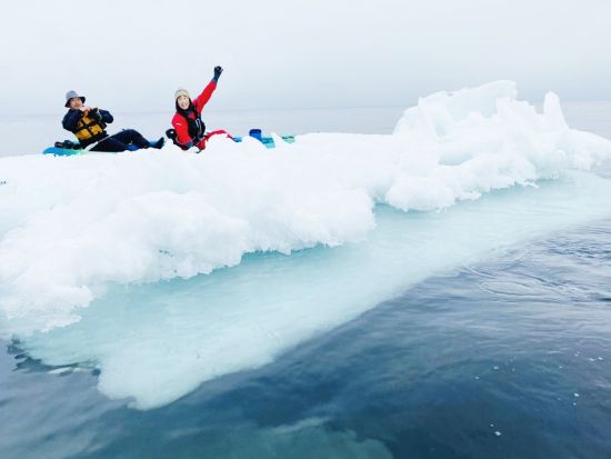 流氷カヤックツアー 海に浮かぶ流氷とオホーツク海の真紺の海の美しさをカヤックで堪能！＜1～3月／2.5時間／網走市＞by コネクトリップ