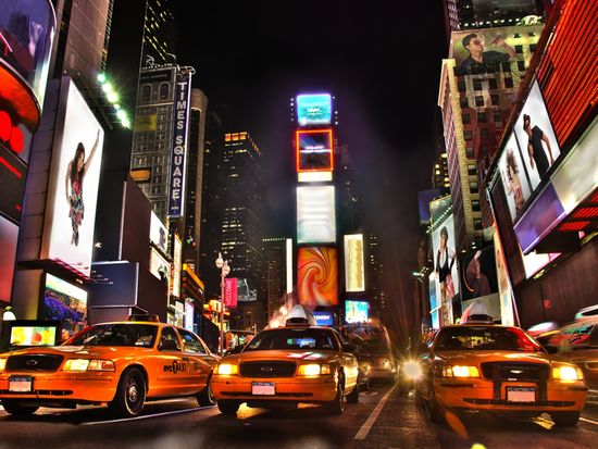 USA_New York_Times Square_shutterstock_38374108