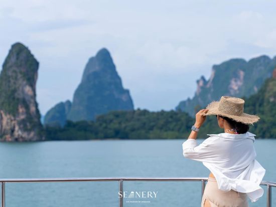 ラグジュアリーモーターヨットで行くパンガー湾クルーズ　シーカヌー体験＋ウォーターアクティビティ付き＜日本語または英語ガイド／昼食・夕食付き＞