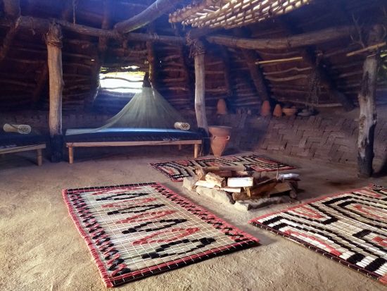 梅之木遺跡で縄文生活を体験する本格アクティビティ！当時を再現した竪穴住居で過ごしながら縄文文化を学ぶ 専門家による解説あり！＜20時間／1～6 名／北杜市＞ 