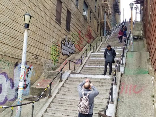 ニューヨーク市　車窓観光ツアー　マンハッタン＋クイーンズ＋ブルックリン＋ブロンクス ＜英語ガイド＞