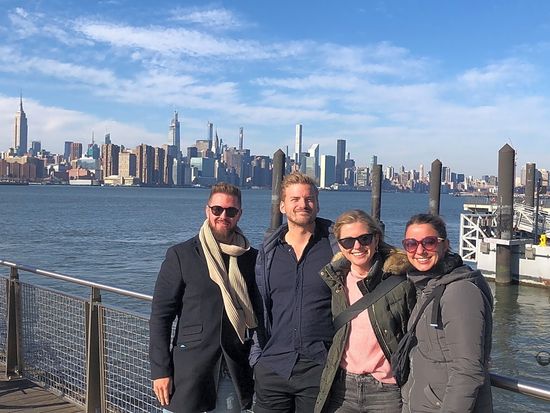 williamsburg bites - nyc skyline views