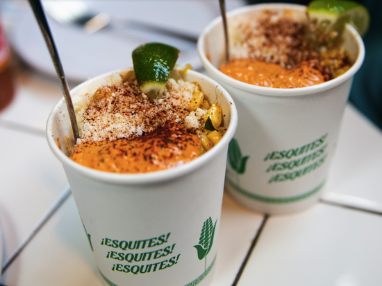 ブルックリン 話題のエリア「ウィリアムズバーグ」食べ歩きツアー ＜3時間／英語ガイド＞